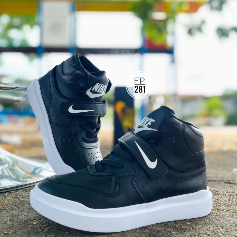 BOTA NIKE CIERRE