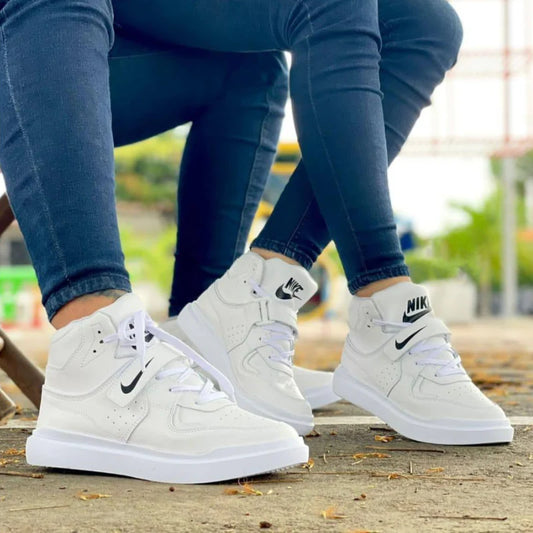 BOTA NIKE CIERRE